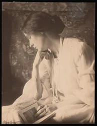 Alice Broughton foto van Agnes Pelton (zwart-wit foto)