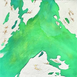 De glinsterende groene kust