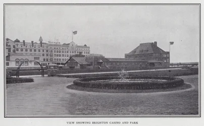 Uitzicht op Brighton Casino en Park