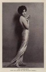Ann Constance (z/w foto)