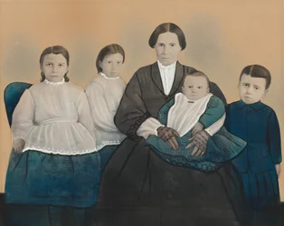 Portret van een moeder en vier kinderen,1850 (foto)