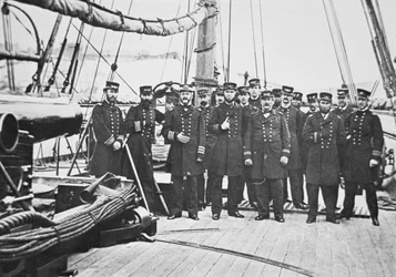 Kapitein John A. Winslow (1811-1973) met zijn officieren aan boord van de USS Kearsarge