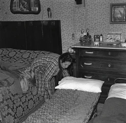 BEDROOM,