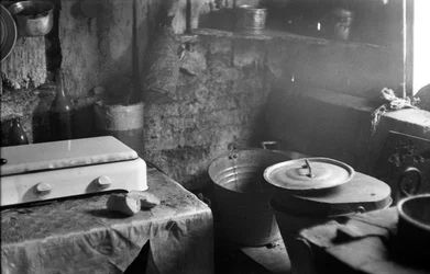 CROTONE - KITCHENETTE IN THE SHALL