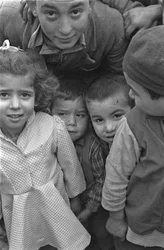Kinderen in Venosa, Basilicata, Italië