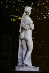 De tuinen van Versailles zijn het werk van Le Notre 1661-1668 ...