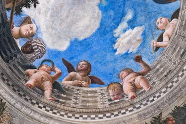 Balustrade met een hofdame, haar zwarte bediende en enkele putti, ca. 1465-74