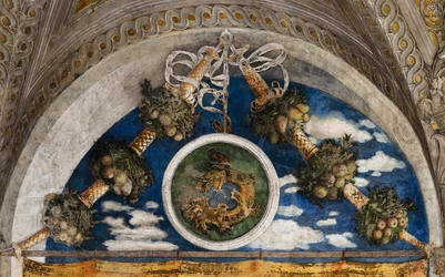 Hertogelijk paleis: noordwestelijke muur van de bruidskamer of Camera Picta, een kamer in de noordoostelijke toren van het kasteel van San Giorgio in Mantua. De kamer is beroemd vanwege de fresco