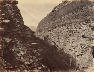 Plaat 22. Burning Rock Cut,1869 (foto)