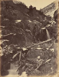 Plaat 46. Kanunnik van City Creek, bij de watervallen van City Creek, 1869 (foto)