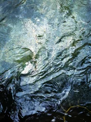 Aqua: golvende rimpelingen
