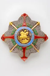Koninkrijk der Beide Siciliën - Koninklijk Huis van de Beide Siciliën: plaat van de Orde van Sint Joris van de Reünie - Model voor de Grootmeester - begin 19e eeuw - Goud, zilver, marcasiet en email - D 8,5 cm; gewicht 80 g - Privécollectie