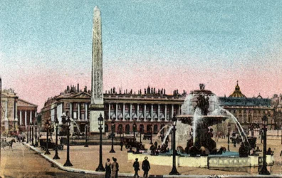 Parijs: aanzicht van Place de la Concorde met de fonteinen en de Obelisk. (Achter Hotel de la marine (Hotel du Garde Meuble)) Foto uit 1920 in 