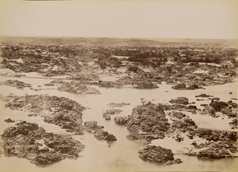 [Zicht op de Eerste Cataract] / [Vue de la Premiere Cataracte].