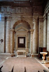 Interieur van de kerk van Sint-Biagio