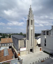 Algemeen zicht op de kerk Notre Dame de Le Raincy (Seine saint Denis) 1923 (foto)