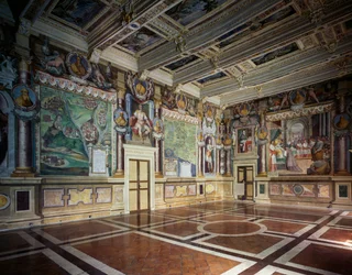 Koninklijke of Herculeszaal met fresco