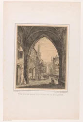 Stadsgezicht vanonder een poort