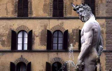 De Neptunusfontein, 1560-75