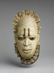Iyoba (Koningin Moeder) Hanger Masker