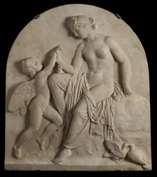 Cupido gestoken door een bij