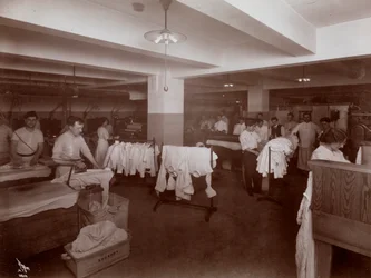 De wasruimte in het Hotel McAlpin, 1913