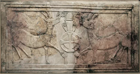 Versierde koorscherm uit een Byzantijnse kerk in de Hebron-heuvels (marmer)