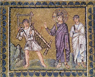 Genezingen van de verlamde, Kerk van St. Apollinar de Nieuwe van Ravenna, muurschildering mozaïek, Italië, 6e eeuw