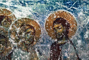Beelden van heiligen, fresco in de kerk van Taxiarhon, Oud Pyli, eiland Kos, Griekenland (foto)