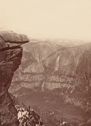 De Yosemite-watervallen, vanaf Glacier Point,1878-1881 (foto)