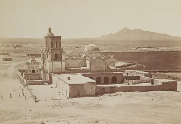 Algemeen gezicht op de missie van San Xavier, Arizona