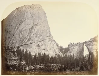 [Mount Broderick - Nevadawaterval - Yosemite]