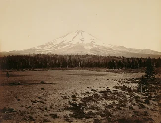 Mount Shasta vanuit het noorden, Californië