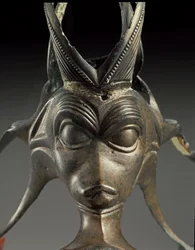 Keltische kunst: decoratief element van een bronzen kruik in de vorm van een fantastisch wezen. 3e eeuw v.Chr. Uit Brno Malomerice (Moravië). Brno, Moravisch Museum