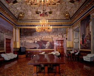 De Sala Maccari, rijk versierd met verguld stucwerk en scènes uit de Romeinse geschiedenis, detail van een paneel met een Romeinse senaat, 1882-88