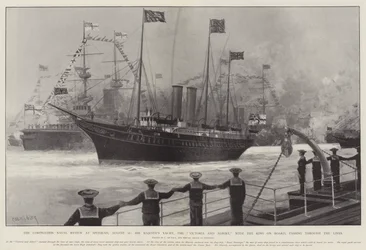 De kroningsvlootparade bij Spithead, 16 augustus, het jacht van Zijne Majesteit, de Victoria en Albert, met de koning aan boord, passeert door de lijnen