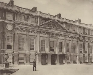 Hampton Court Palace, de Oostzijde