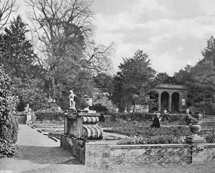 Buiten de Italiaanse Tuin