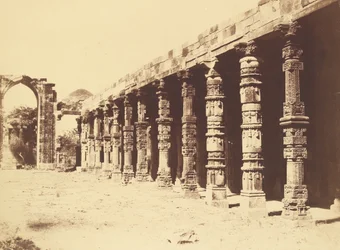 Interieur van de Hindoe Tempel in Kootub