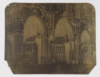 Portaal aan de zuidzijde van de kathedraal van Chartres