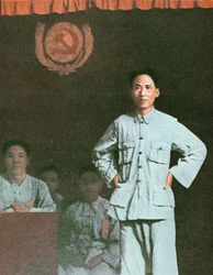 Mao Zedong spreekt een internationale communistische conferentie toe in de provincie Jiangxi