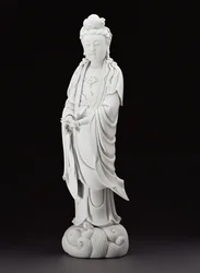 Blanc-de-Chine-figuur van Guanyin, ca. 1800