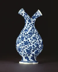 Blauw-witte dubbele fles in Europese glasvorm, Kangxi-periode (1662-1722)