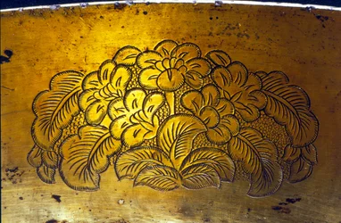 Detail van een gegraveerd bassin, Tang-dynastie (verguld zilver)