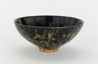 Jizhou aardewerk theekom, 1279-1368