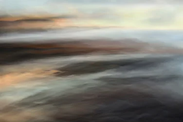 Ingetogen abstracte stroming