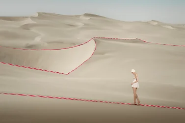 Red Ribbon-woestijnwandeling
