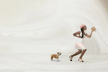 Een eigenzinnige vrouw en haar hond