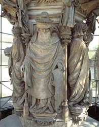 Zacharia. De basis van de Bron van Mozes (beeldhouwwerk)