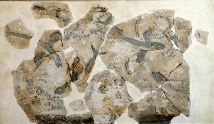 Cycladische kunst: fragment van een fresco met vliegende vissen (zeezwaluwen). Van de vindplaats Phylakopi (eiland Melos), 2500 v.Chr. Afmetingen: 23 cm. Athene, Nationaal Archeologisch Museum